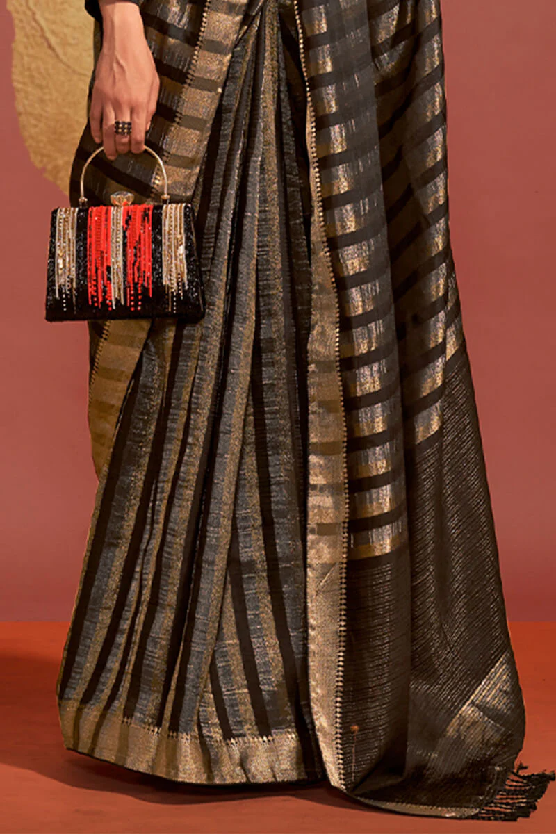 Eye-catching Black Soft Banarasi Silk Saree With Sizzling Blouse - Image 4